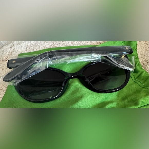 ?KATE SPADE??NWOT?Samantha Sunglases in Black main image 10